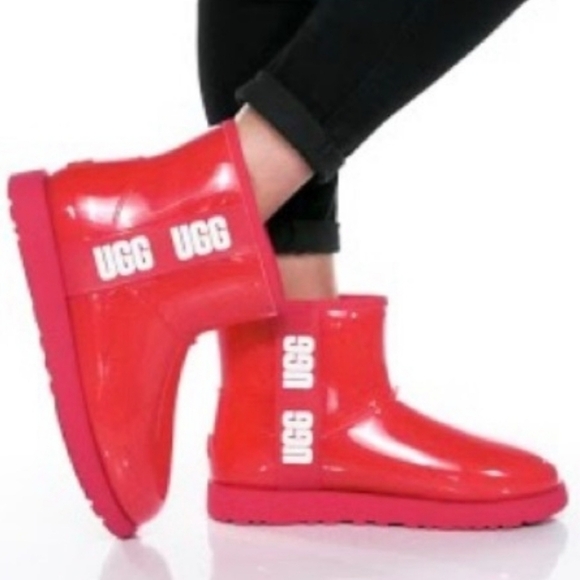 UGG Classic Clear Mini Samba Red Boots - Picture 2 of 4